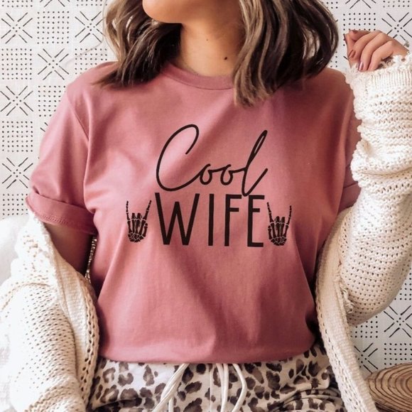 Whiskey Kiss Tops - COOL WIFE Handmade Graphic Tee